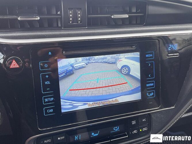 Toyota Auris 41 interauto-car