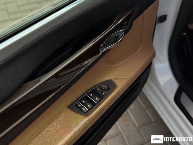 BMW 740 52 interauto-car