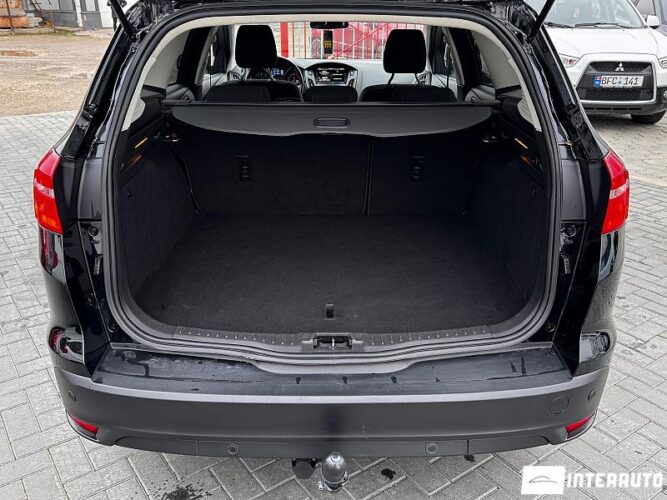 Ford Focus 46 interauto-car