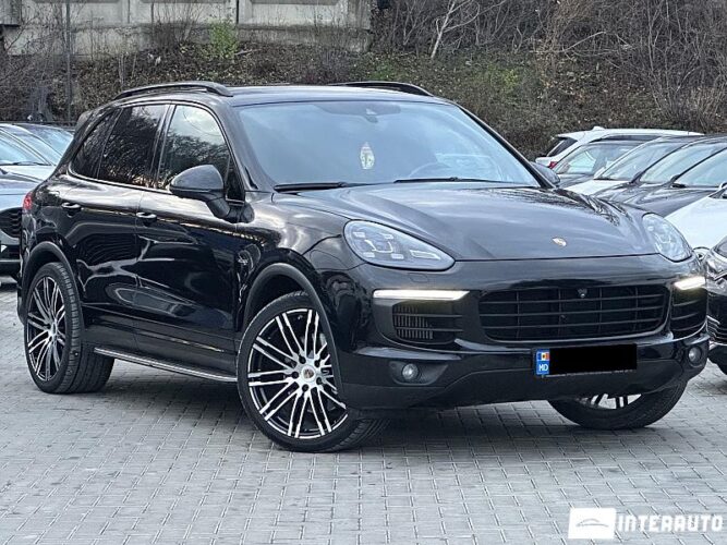 Porsche Cayenne S 38 interauto-car