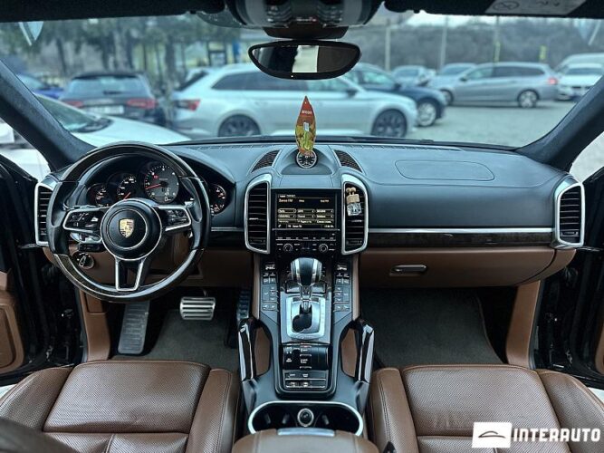 Porsche Cayenne S 43 interauto-car