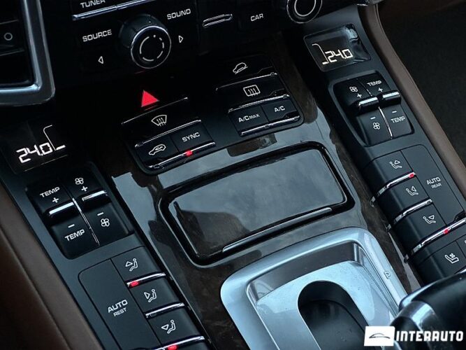 Porsche Cayenne S 49 interauto-car