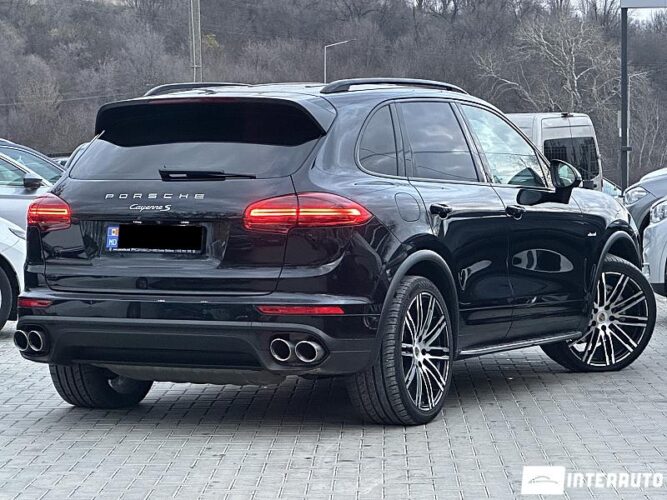 Porsche Cayenne S 40 interauto-car