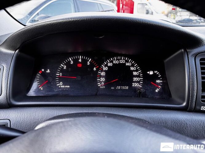 Toyota Corolla 37 interauto-car