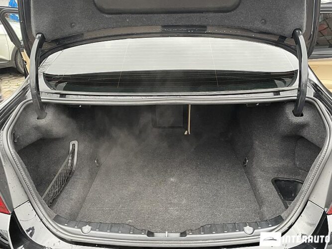 BMW 520 47 interauto-car