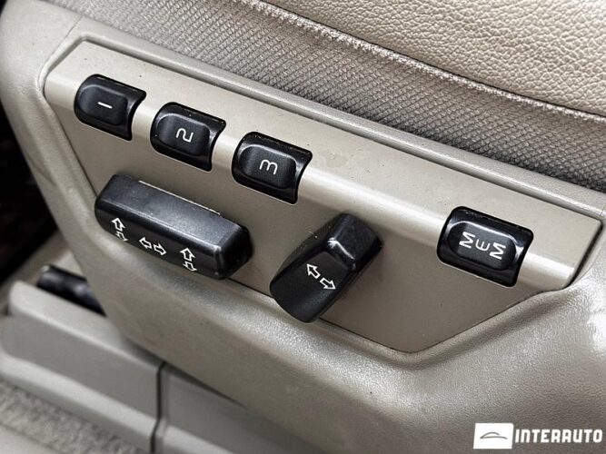 Volvo XC 90 41 interauto-car