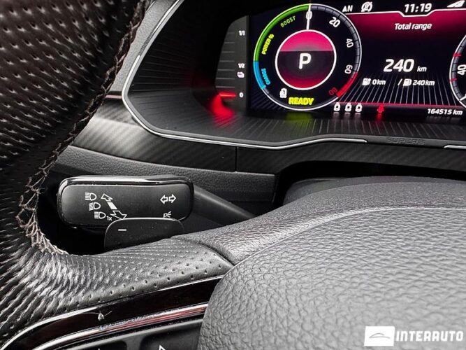 Skoda Superb 44 interauto-car