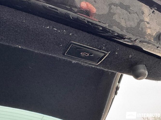 Skoda Superb 49 interauto-car