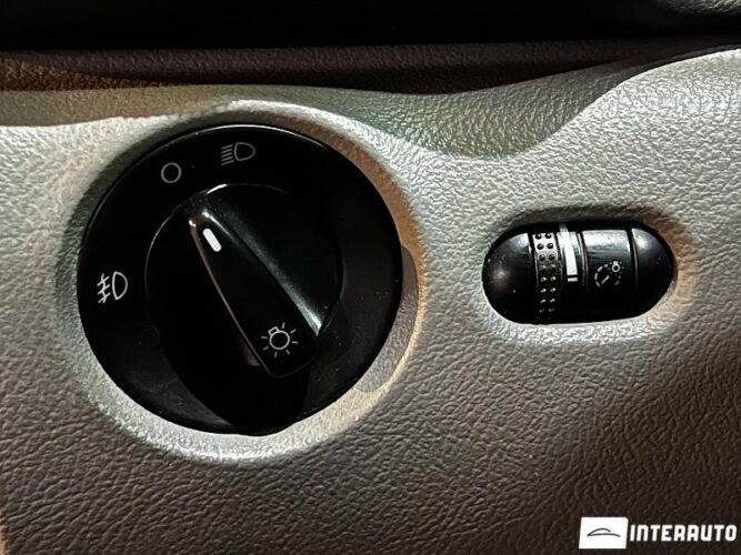 Volkswagen Passat 39 interauto-car