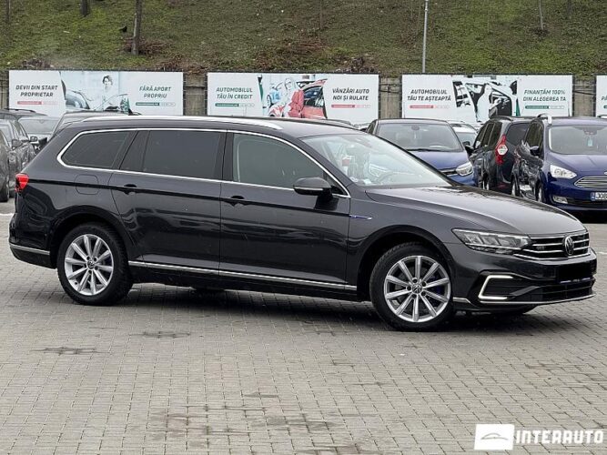 Volkswagen Passat GTE 2021 doar la InterAuto