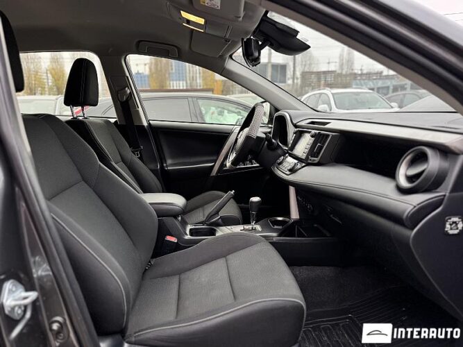 Toyota Rav-4 50 interauto-car