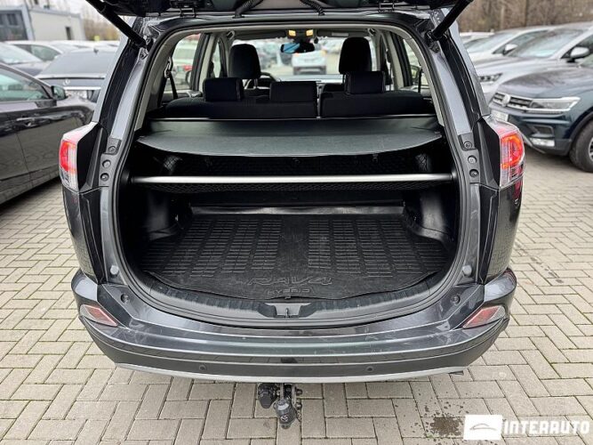 Toyota Rav-4 36 interauto-car