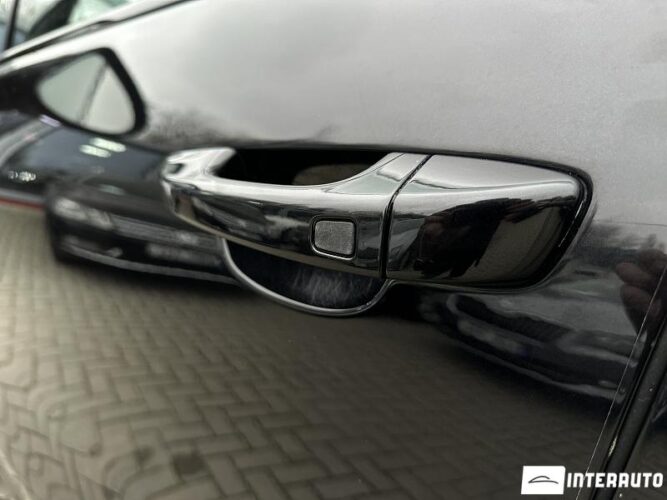 Porsche Cayenne S Hybrid 38 interauto-car