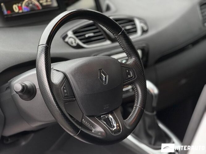 Renault Grand Scenic 44 interauto-car