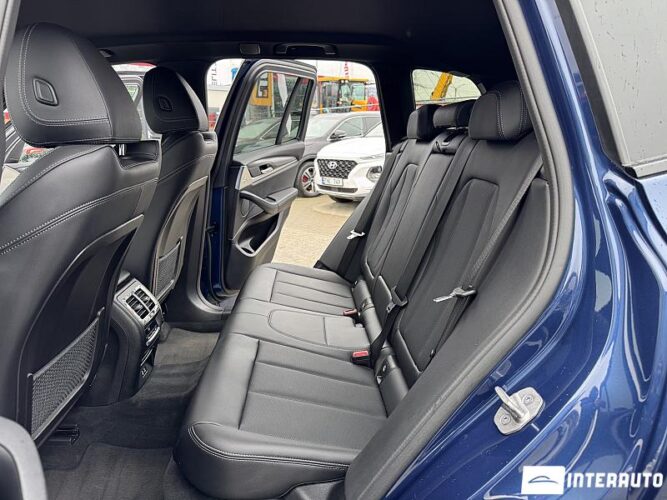 BMW X3 3.0e 58 interauto-car