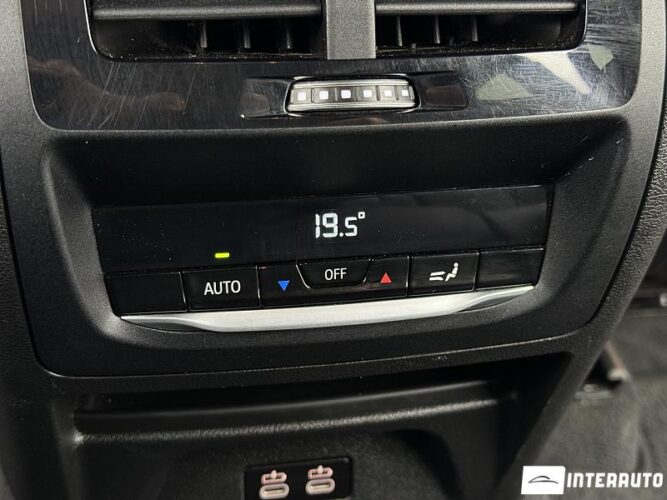 BMW X3 3.0e 55 interauto-car