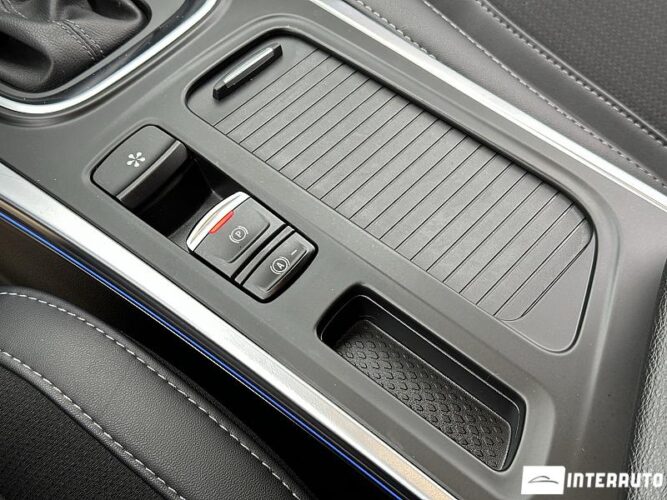 Renault Megane 46 interauto-car