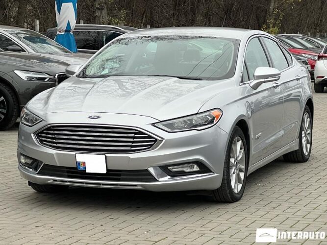 Ford Fusion 33 interauto-car