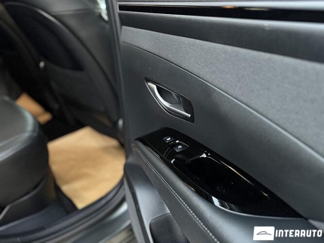 Hyundai Tucson 60 interauto-car