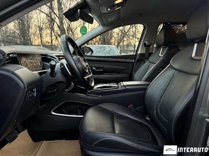 Hyundai Tucson 47 interauto-car