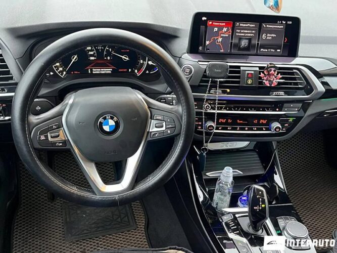 BMW X3 2.0D 34 interauto-car