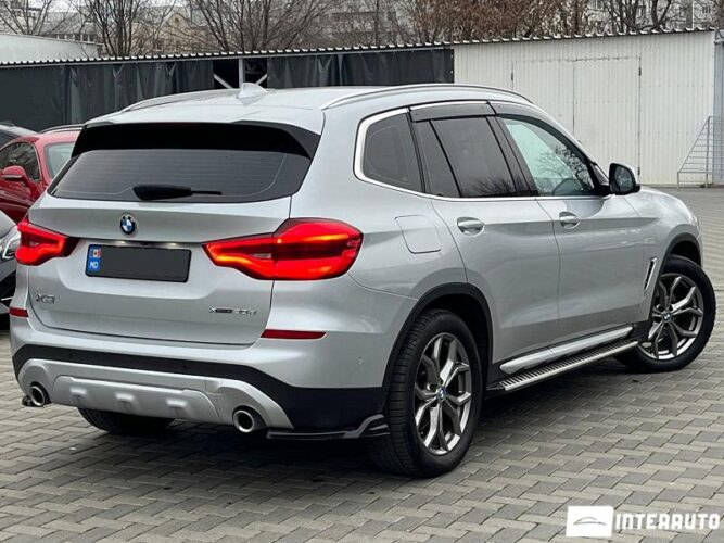 BMW X3 2.0D 31 interauto-car