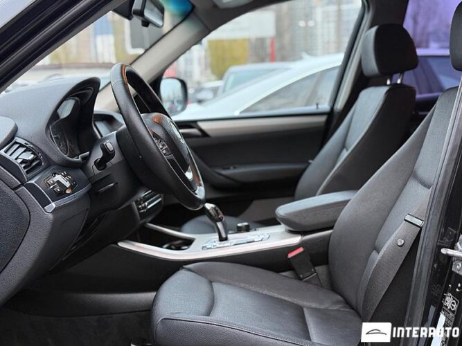 BMW X3 2.0D 36 interauto-car