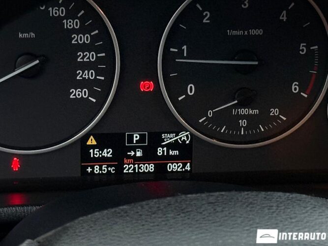 BMW X3 2.0D 37 interauto-car