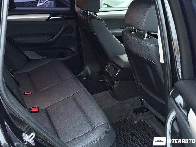 BMW X3 2.0D 44 interauto-car
