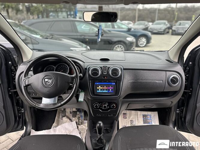 Dacia Lodgy Stepway 34 interauto-car