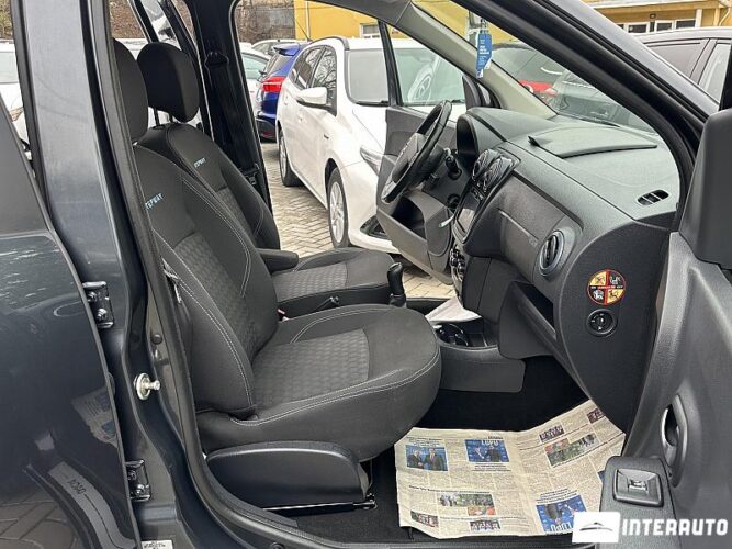 Dacia Lodgy Stepway 42 interauto-car