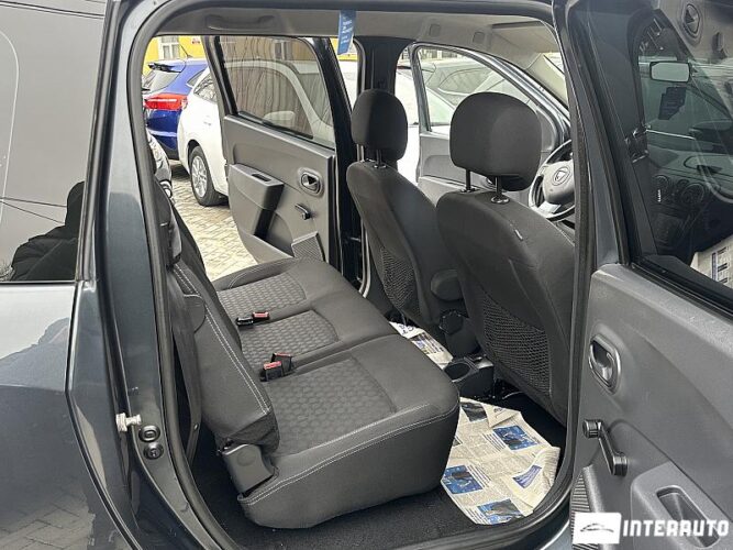Dacia Lodgy Stepway 41 interauto-car