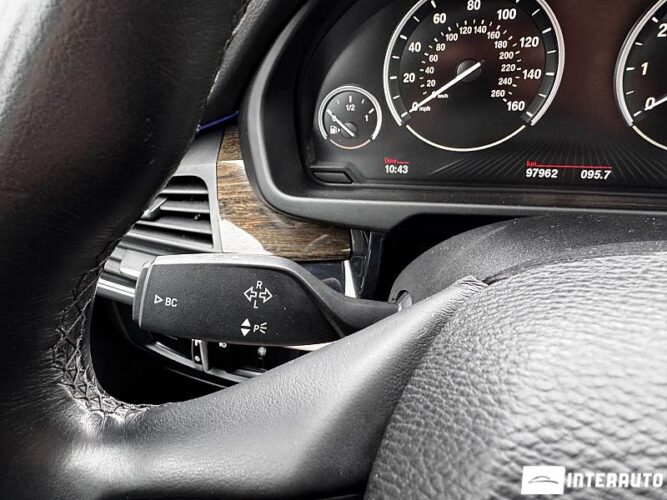 BMW X5 4.0e 46 interauto-car