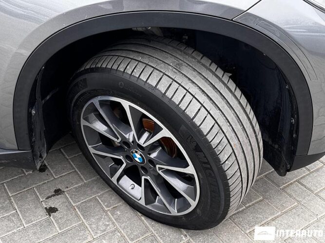 BMW X5 4.0e 57 interauto-car