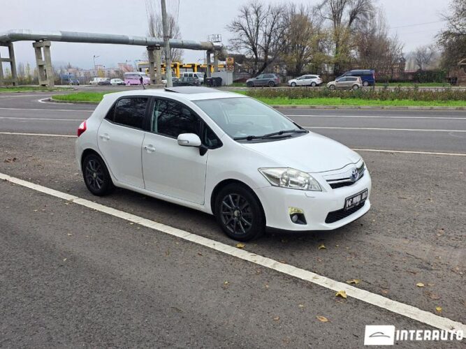 Toyota Auris 28 interauto-car