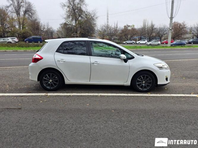 Toyota Auris 29 interauto-car