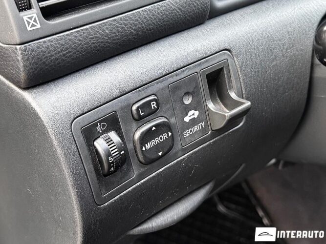 Toyota Corolla 40 interauto-car