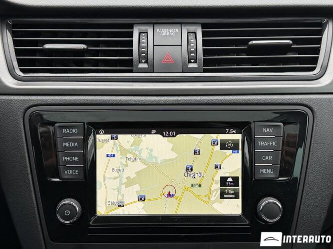 Skoda Rapid 43 interauto-car