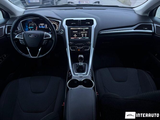 Ford Mondeo 36 interauto-car