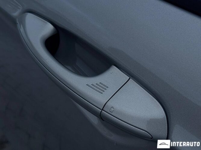 Ford Mondeo 46 interauto-car