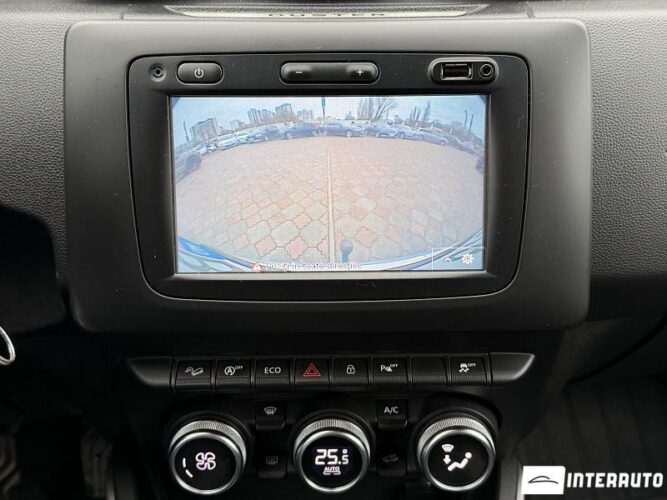 Dacia Duster 43 interauto-car