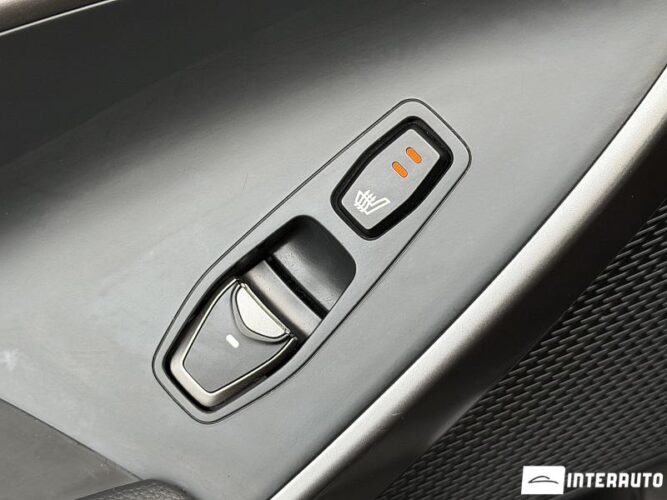 Hyundai Santa Fe 51 interauto-car