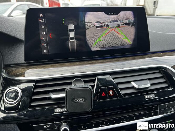 BMW 530e 41 interauto-car