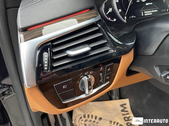 BMW 530e 48 interauto-car