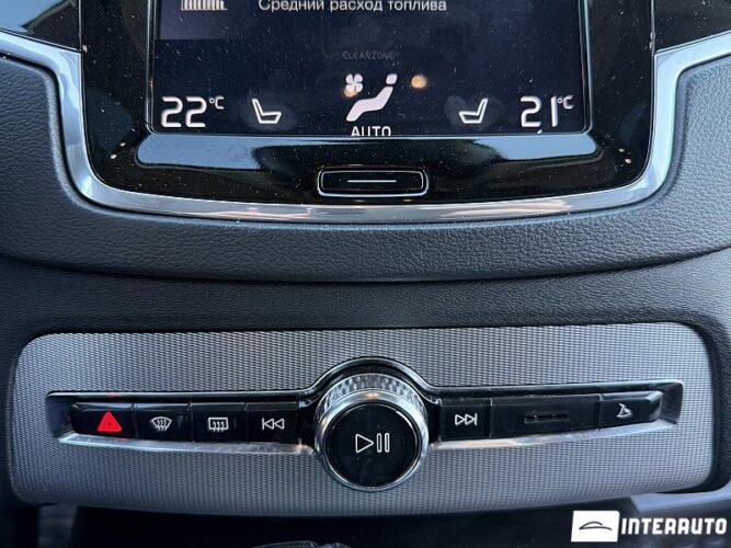 Volvo XC 90 52 interauto-car