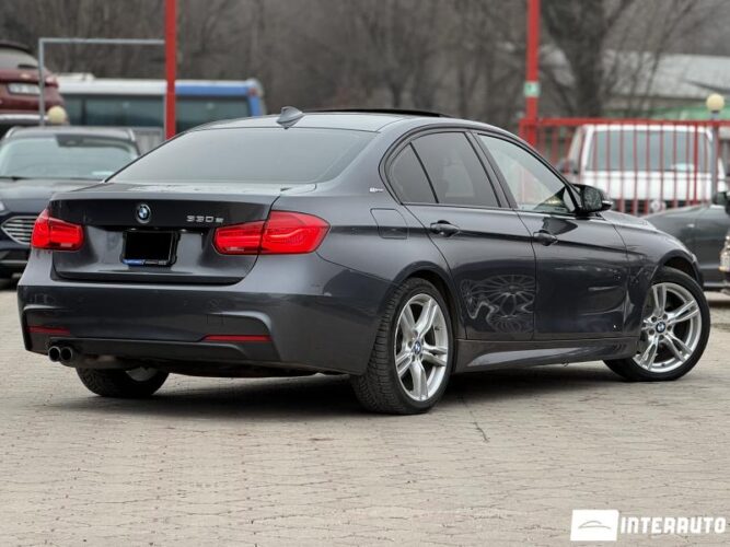 BMW 330E 33 interauto-car