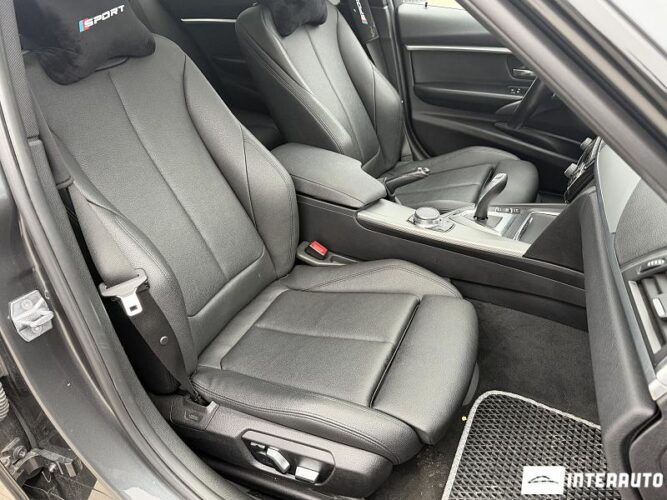 BMW 330E 47 interauto-car