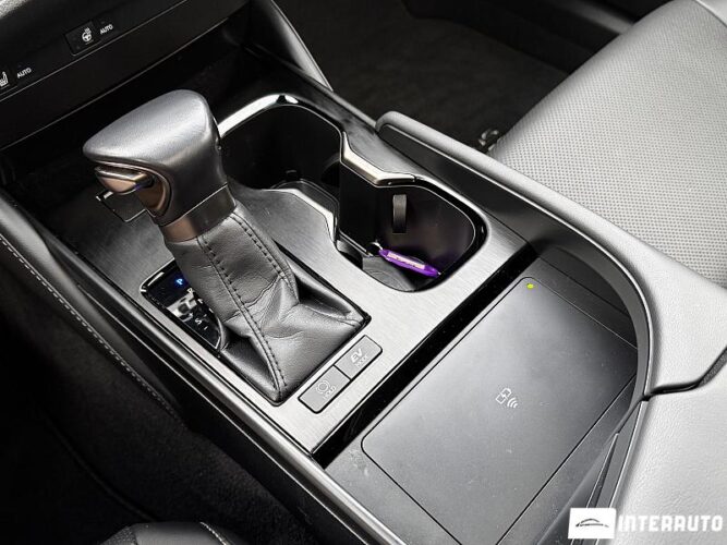 Lexus ES 300h 49 interauto-car