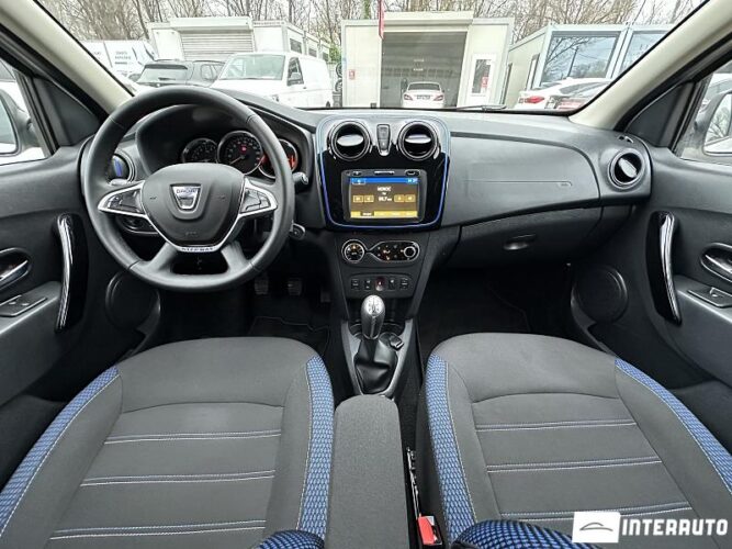 Dacia Sandero Stepway 35 interauto-car