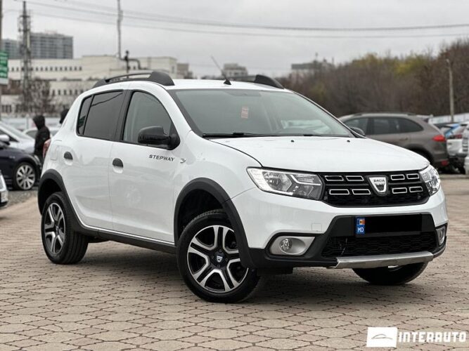 Dacia Sandero Stepway 32 interauto-car